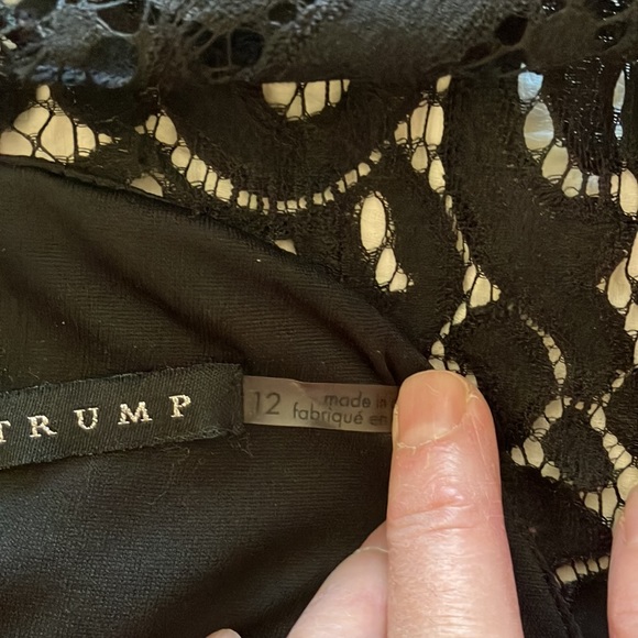 Gorgeous fushia and black and cream sleeveless Ivanka dress - Picture 15 of 16